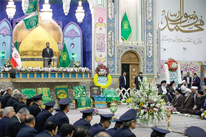 مراسم قراءة الخطبة مِن قِبَل خُدام العتبات المقدسة في إيران الإسلامية