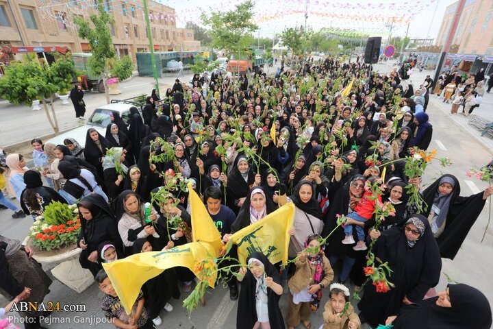 جشن روز دختر در حرم زینبیه اصفهان
