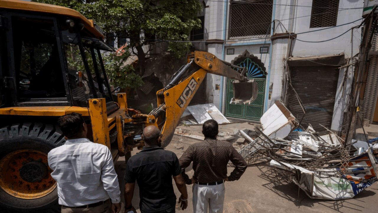 Mass destruction of mosques in Indian state of Uttar Pradesh