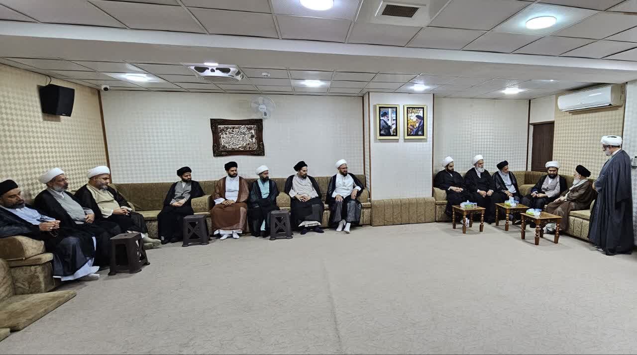 ابلاغ پیام تسلیت آیتالله بشیر نجفی به نماینده رهبر انقلاب در پی حادثه انفجار بندر شهید رجایی