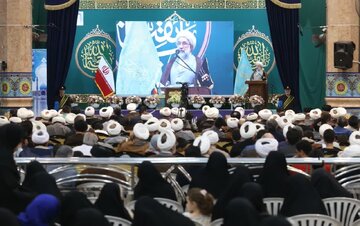 فراگیران جامعةالمصطفی مشعل های فروزان نشر توحید و عدالت در جهان هستند