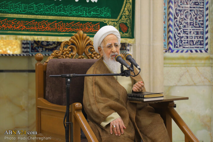مراسم بزرگداشت مقام معلم و تقدیر از آیت‌الله جوادی آملی