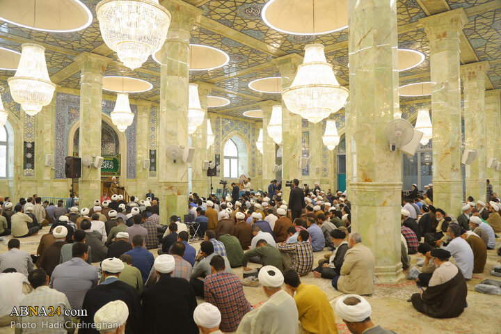 مراسم بزرگداشت مقام معلم و تقدیر از آیت‌الله جوادی آملی