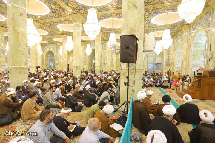 مراسم بزرگداشت مقام معلم و تقدیر از آیت‌الله جوادی آملی
