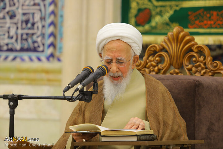 مراسم بزرگداشت مقام معلم و تقدیر از آیت‌الله جوادی آملی