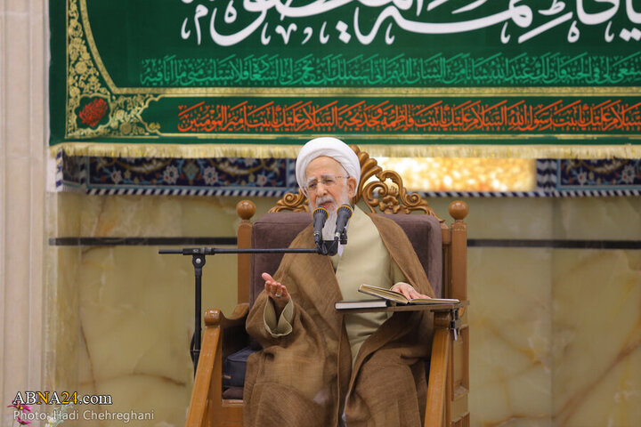 Photos: Ceremony to commemorate status of teacher and appreciate Ayatollah Javadi Amoli