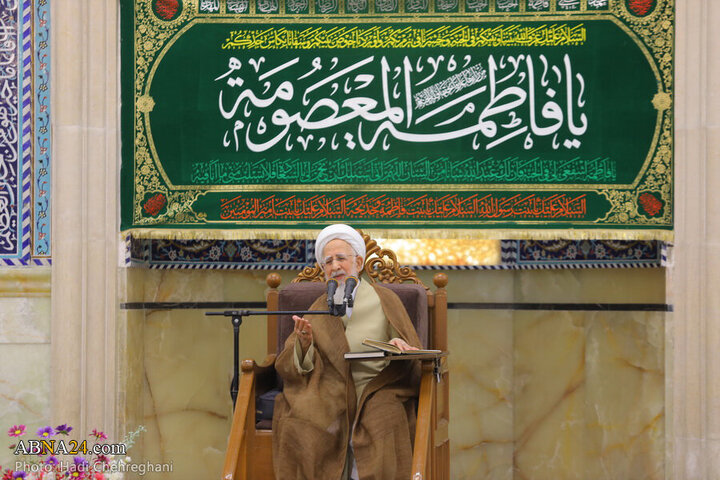 Photos: Ceremony to commemorate status of teacher and appreciate Ayatollah Javadi Amoli