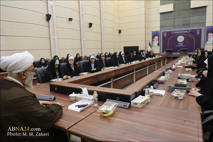 دیدار جمعی از دانشجویان دانشگاه گیلان با آیت‌الله رمضانی