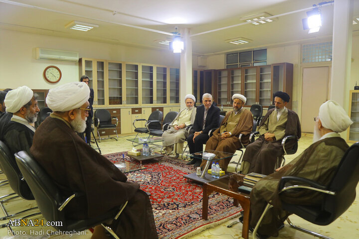 دیدار تولیت آستان قدس رضوی با آیت الله جوادی آملی