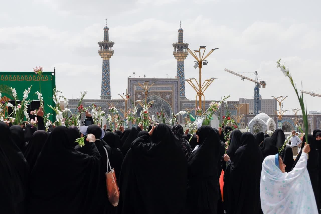 تزامناً مع ذكرى ميلاد السيدة المعصومة(س)؛ احتفال فتيات مدينة الجنة بعيد ميلاد سيدة الكرامة(س)