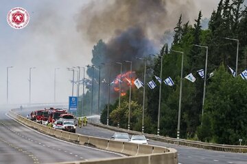 Incendios afectan zonas de Palestina bajo ocupación israelí