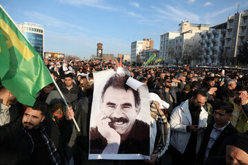 "Ocalan: Erka me çareserîya pirsa kurd e."