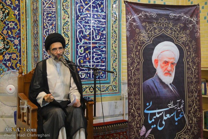 مراسم سالگرد شهادت آیت‌الله شهید سلیمانی در شهر قم