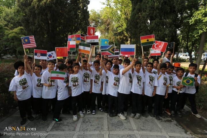 کاشت درخت صلح در اصفهان