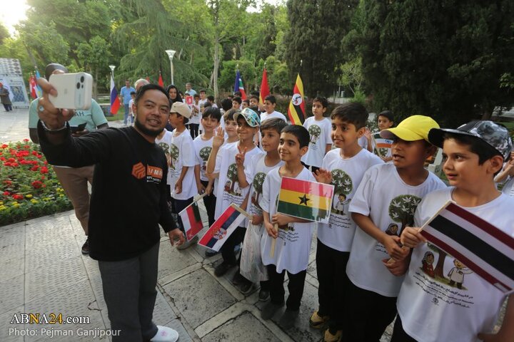 کاشت درخت صلح در اصفهان