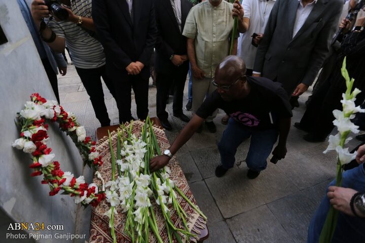 کاشت درخت صلح در اصفهان