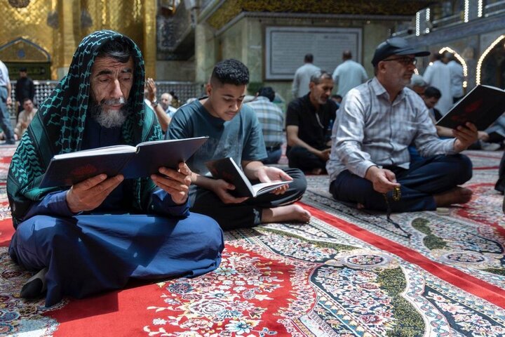 مراسيم قراءة دعاء الندبة عند مرقد أبي الفضل العباس (عليه السلام)