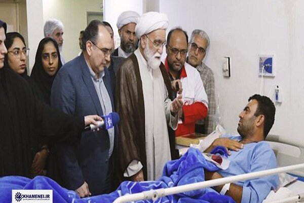 Supreme Leader's envoy visits injured in recent port blast in Bandar Abbas
