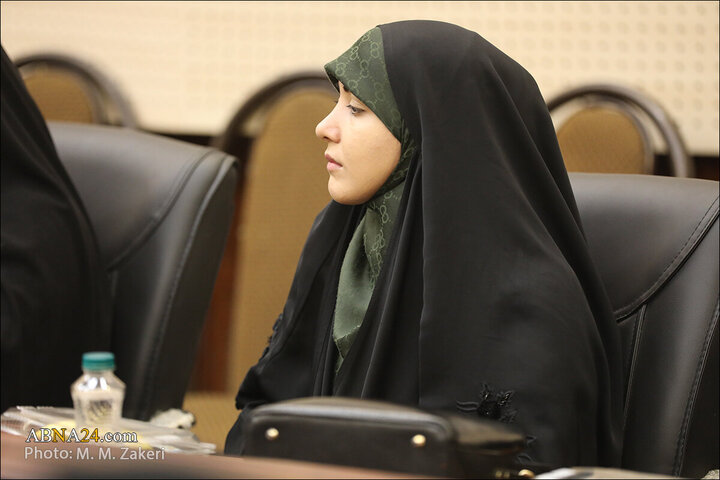 Photos: Group of students from University of Gilan Province with Ayatollah Ramazani