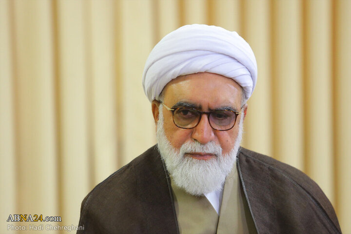 Photos: Custodian of Imam Reza Holy Shrine meets with Ayatollah Javadi Amoli