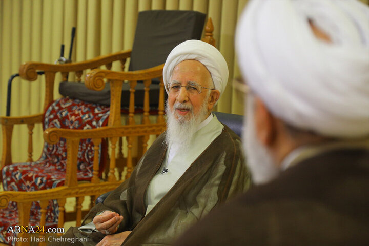 Photos: Custodian of Imam Reza Holy Shrine meets with Ayatollah Javadi Amoli