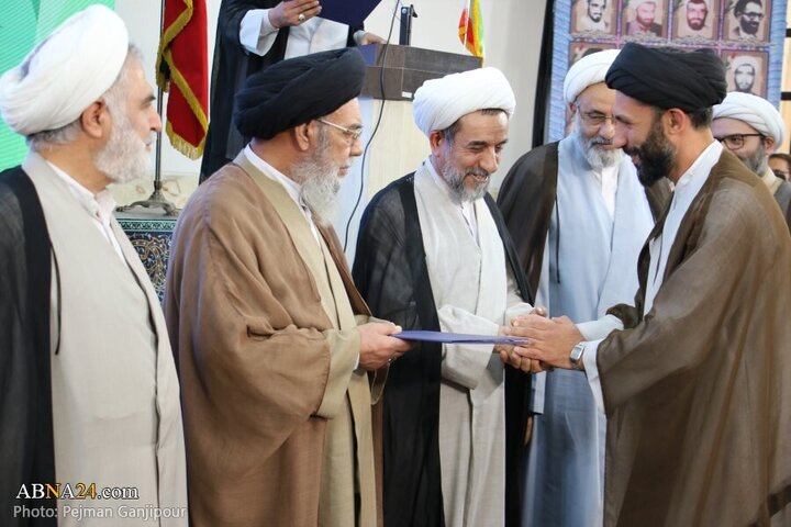Photos: Conference to honor professors of Isfahan's seminary