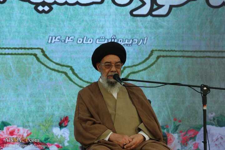 Photos: Conference to honor professors of Isfahan's seminary