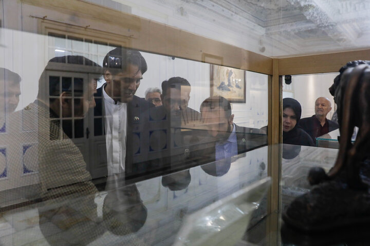 Photos: Pakistan PM's special assistant visits Imam Reza Shrine