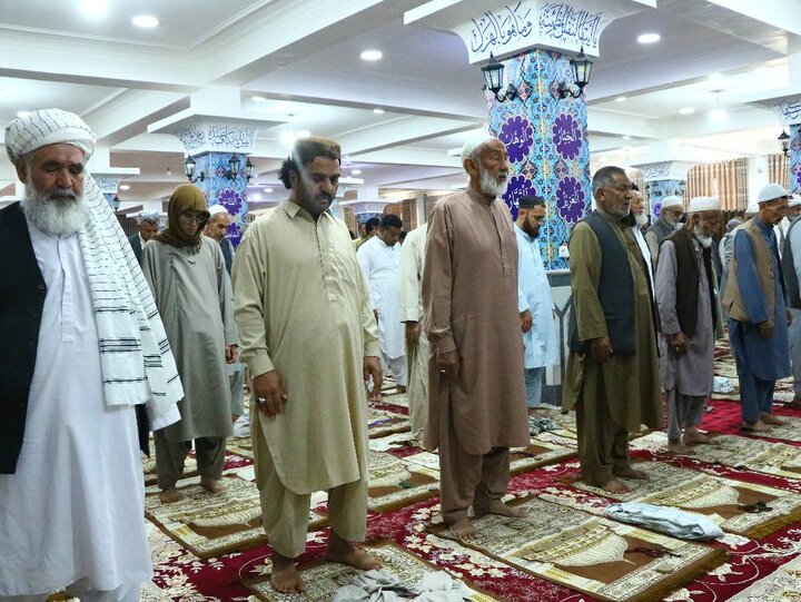 عکس خبری | نماز جمعه شیعیان هرات در مهدیه