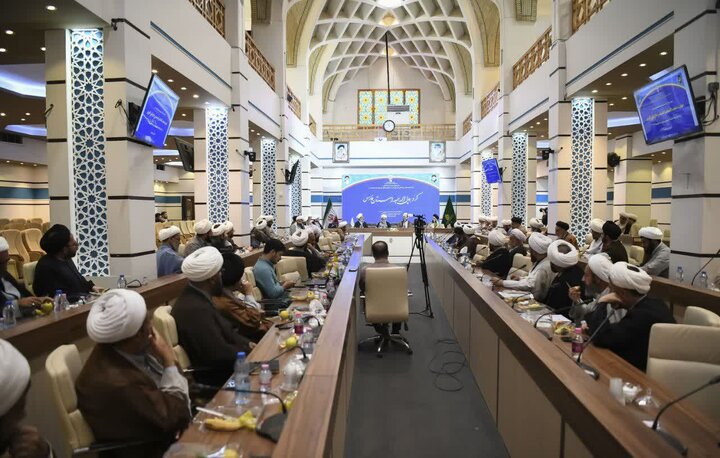 تصاویر| همایش ائمه جمعه فارس با حضور رئیس شورای سیاست گذاری ائمه جمعه کشور