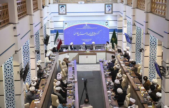 تصاویر| همایش ائمه جمعه فارس با حضور رئیس شورای سیاست گذاری ائمه جمعه کشور