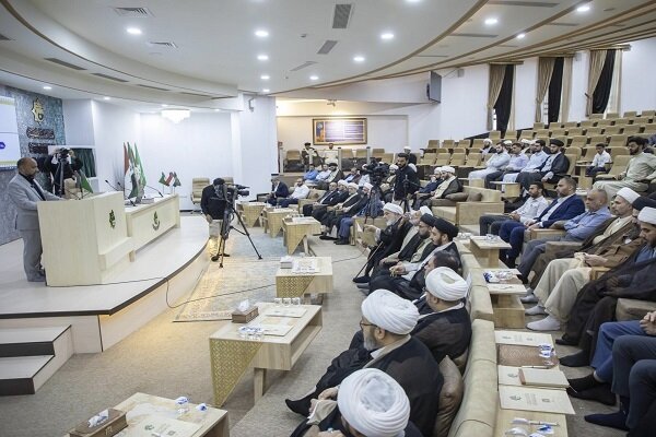Scholarly conference on narratives of Nahj al-Balaghah held in Karbala (+Photos)