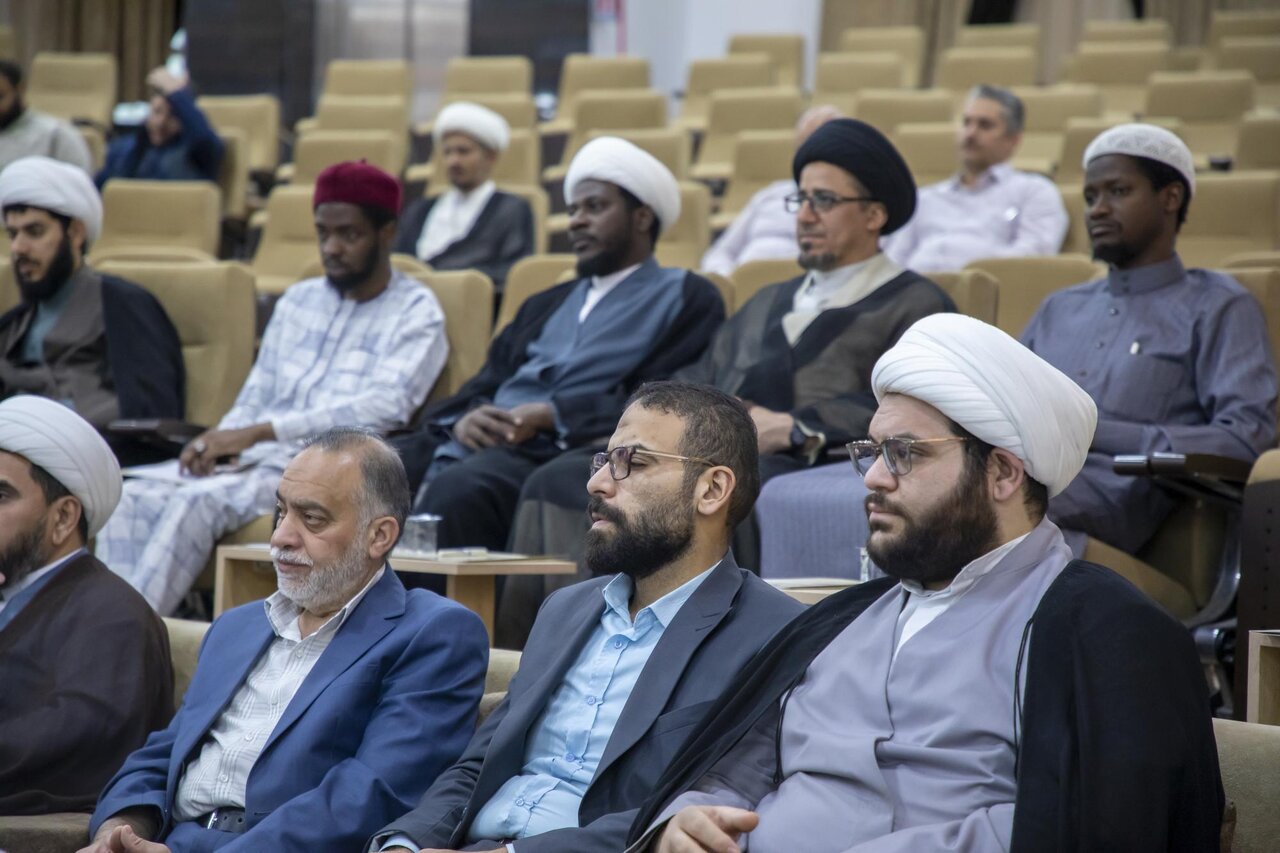 Scholarly conference on narratives of Nahj al-Balaghah held in Karbala (+Photos)