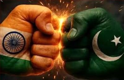 Hindistan hava məkanını Pakistan təyyarələri üçün bağlayır