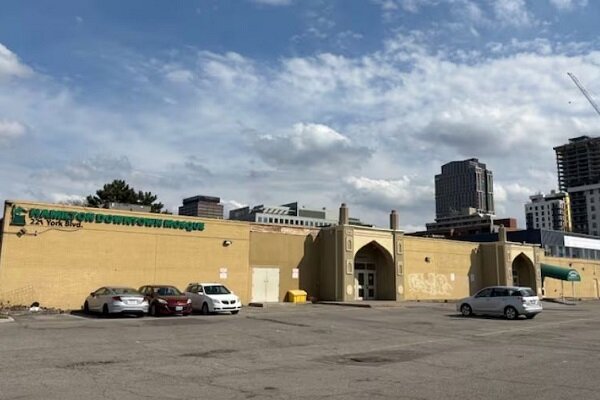 Three injured in Mosque stabbing in Hamilton, police seek suspects