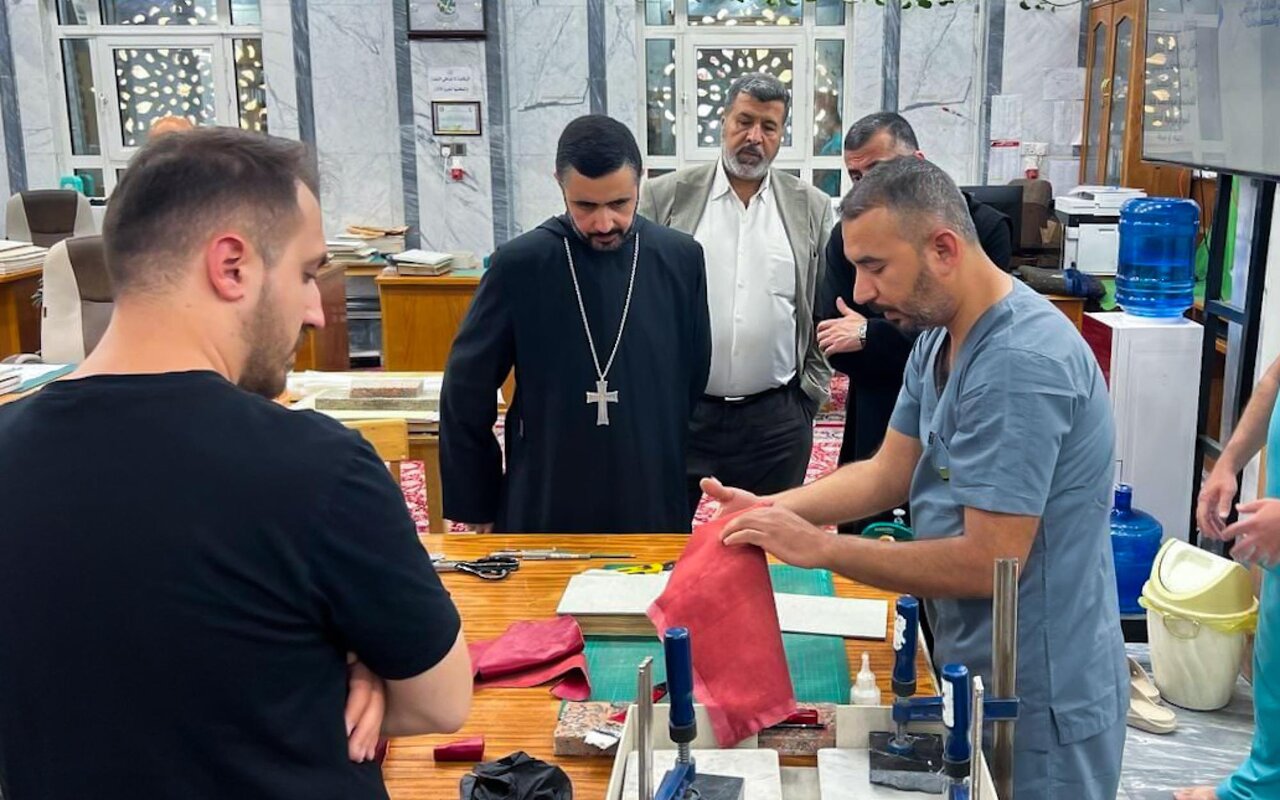 Delegation of Chaldean Antonian Hormizd Monastery praises Al-Abbas shrine in preserving Iraq’s historical heritage