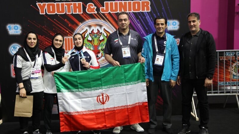 Серебро и бронза в тяжелой атлетике на чемпионате мира у иранской спортсменки