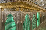 تقرير مصور/ إنهاء تثبيت شبّاك سرداب الإمام الحسين في مرقد أبي الفضل العباس (عليهما السلام)