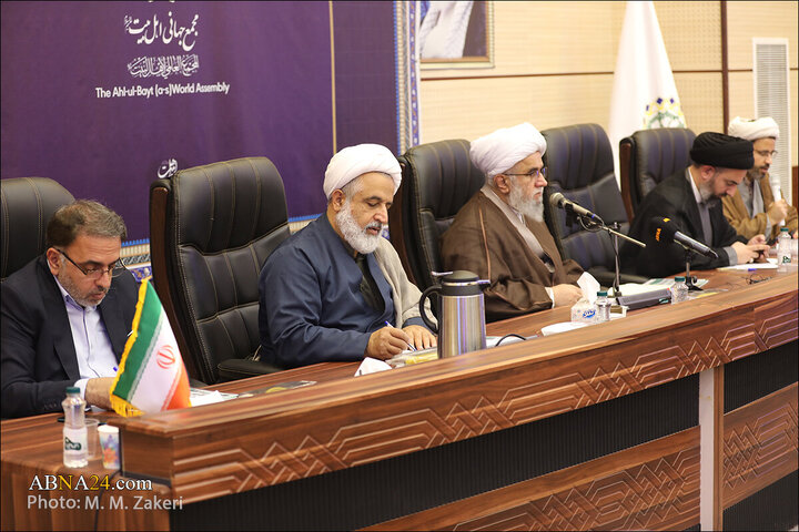 Photos: Group of scholars from Najaf Seminary meet with Secretary General of AhlulBayt World Assembly