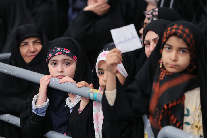 Photos: Supreme Leader receives Iran's Hajj officials & organizers
