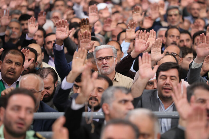 Photos: Supreme Leader receives Iran's Hajj officials & organizers