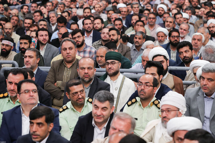 Photos: Supreme Leader receives Iran's Hajj officials & organizers