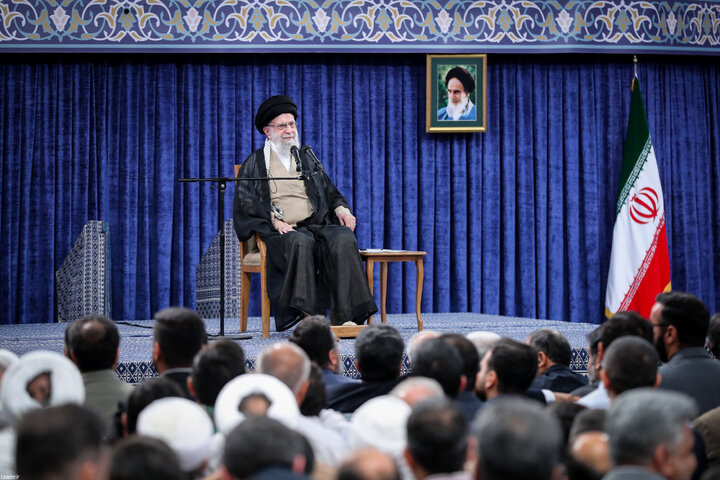 Photos: Supreme Leader receives Iran's Hajj officials & organizers