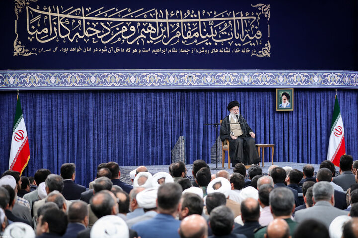 Photos: Supreme Leader receives Iran's Hajj officials & organizers