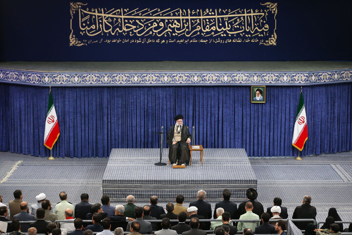 Photos: Supreme Leader receives Iran's Hajj officials & organizers