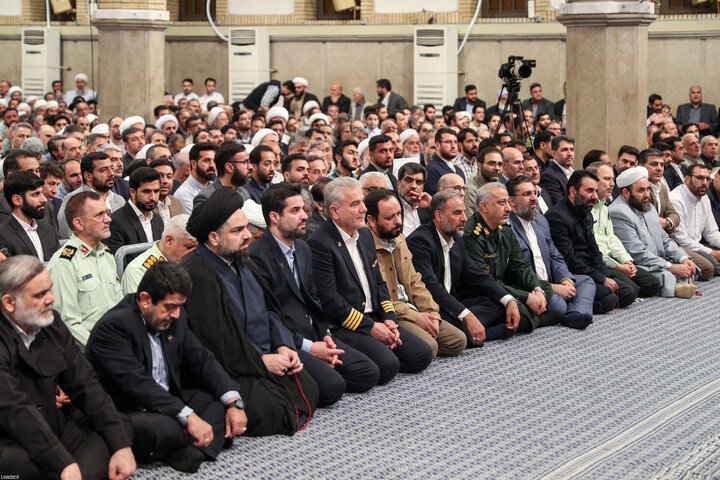 Photos: Supreme Leader receives Iran's Hajj officials & organizers