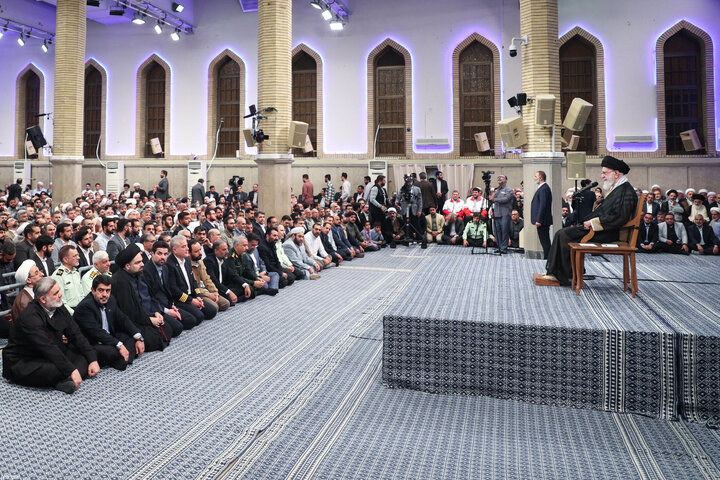 Photos: Supreme Leader receives Iran's Hajj officials & organizers