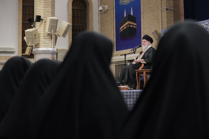 دیدار کارگزاران حج با رهبر انقلاب