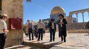 عشرات المستوطنين يقتحمون باحات المسجد الأقصى
