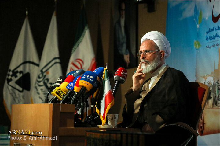 Photos: Press conference of international conference "100th anniversary of re-establishment of Qom Seminary"